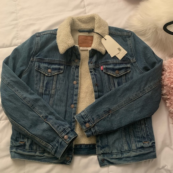 levi's premium sherpa